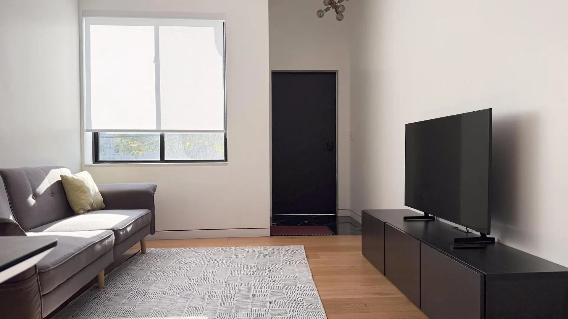 New Beautiful Modern One Bedroom Apt In Brooklyn At Rem-Casa New York 0*,  États-Unis